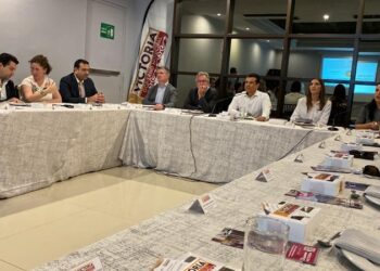 Gobierno de Victoria abre la puerta a inversionistas de Francia