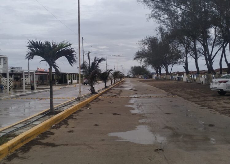 Habitantes de Barra del Tordo Lanzan una llamada Urgente de Ayuda al Gobernador