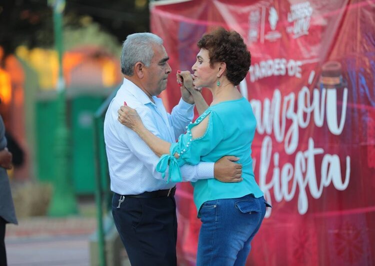 Invitan a población de celebrar 176 aniversario de NLD con “Danzón y Fiesta”