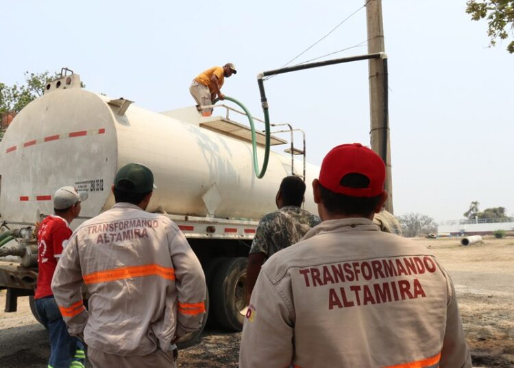 Mantiene COMAPA Altamira distribución de agua en pipas en comunidades rurales