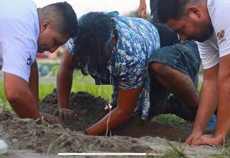 Participan jóvenes voluntarios del DIF Altamira en jornada de limpieza de la Laguna Champayán