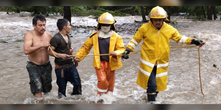 Protección Civil pide no acercarse al río San Marcos y zonas de riesgos