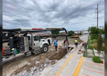 Rehabilita COMAPA NLD más de mil metros de tuberías en lo que va del año