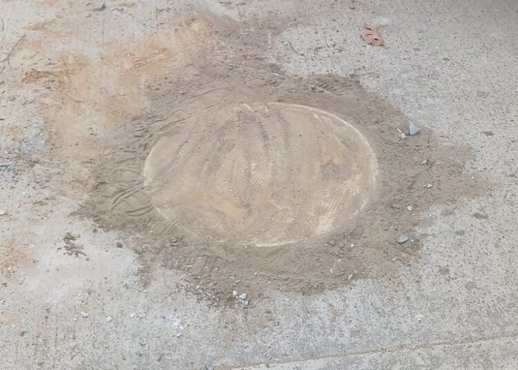 Repone COMAPA Altamira brocales y tapas en distintas colonias