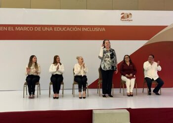 Participa personal educativo en Congreso de Educación Inclusiva