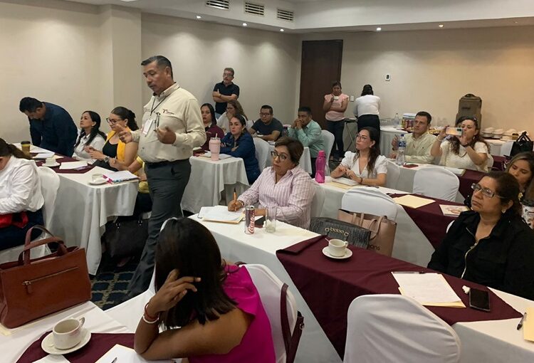 Participa personal educativo en Congreso de Educación Inclusiva