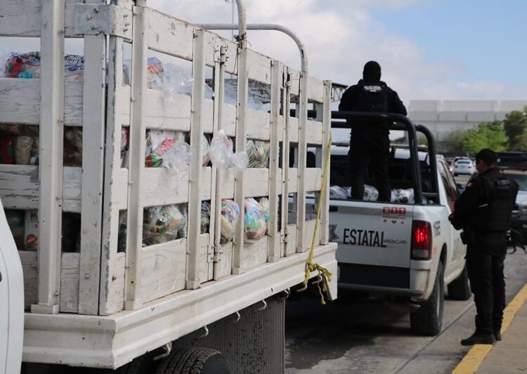 Llevan SSPT y PC despensas y atención médica a ejido de San Nicolás