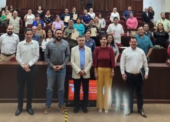 Acreditan diplomado en la UAT 55 guías de turistas en Tamaulipas