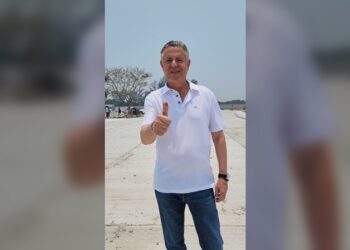 Supervisa Chucho Nader ampliación del estacionamiento sur en la Ciudad Deportiva