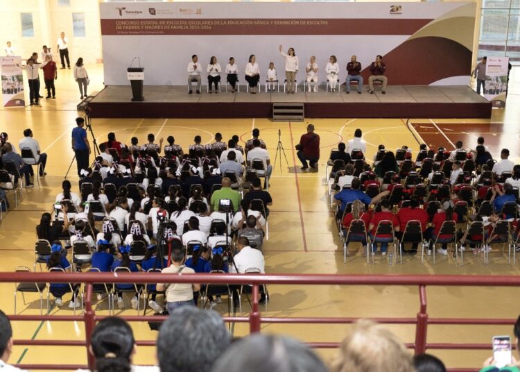 Realiza SET concurso y exhibición de escoltas