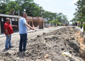 Intensifica Chucho Nader obras de pavimentación en Tampico