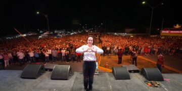 Vive NLD Gran Festejo por su 176 aniversario