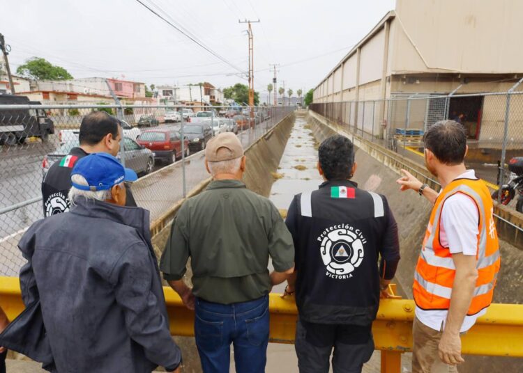 Alcalde Gattás supervisa drenes del norponiente de Victoria