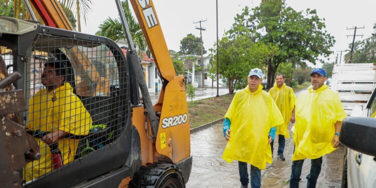Atiende Chucho Nader afectaciones por las lluvias