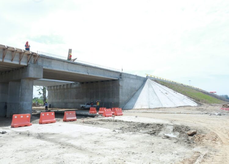 Supervisa AVA importantes obras en el sur