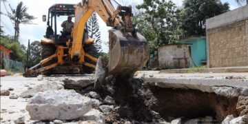 COMAPA Altamira repone líneas de drenaje