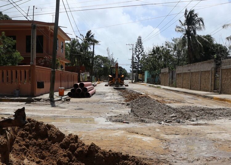 COMAPA Altamira repone líneas de drenaje