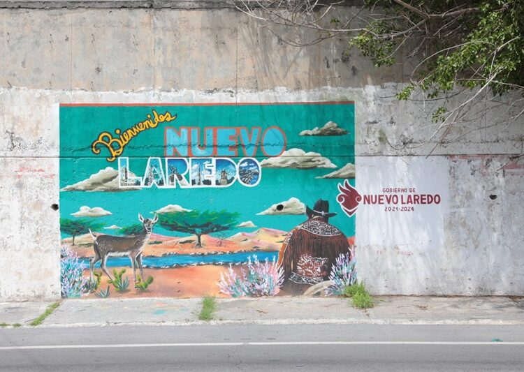 Artistas locales embellecen la imagen urbana de Nuevo Laredo con sus murales