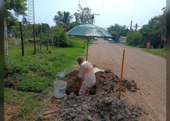 COMAPA Altamira repara fugas de agua potable en Zona Miramar