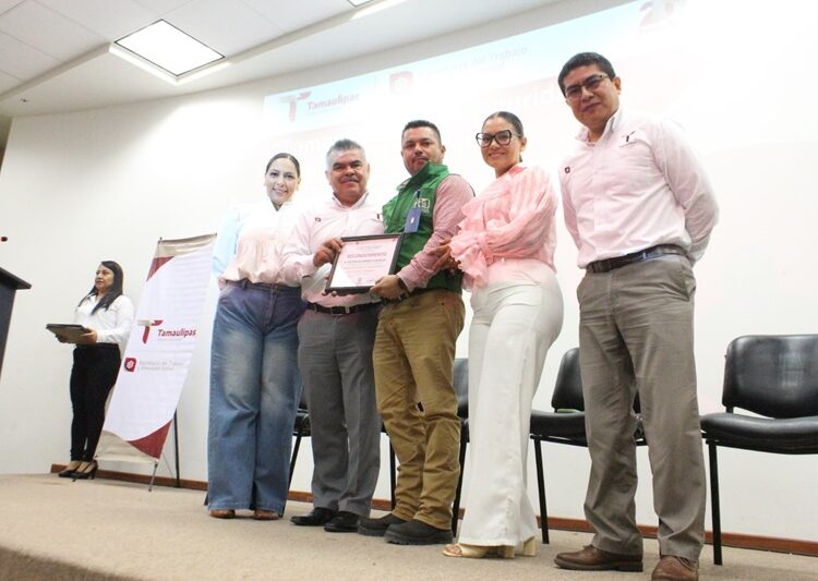 Capacita Secretaría del Trabajo a personas trabajadoras de empresas privadas en Ciudad Victoria