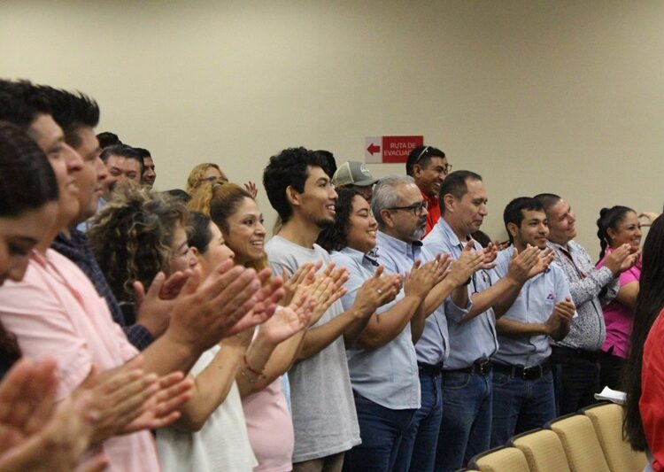 Capacita Secretaría del Trabajo a personas trabajadoras de empresas privadas en Ciudad Victoria