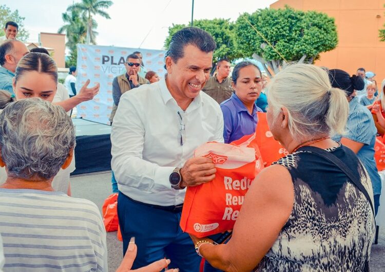 Con mil apoyos alimentarios, Oxxo y DIF Municipal fomentan la nutrición en Victoria