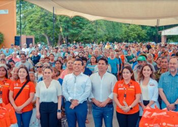 Con mil apoyos alimentarios, Oxxo y DIF Municipal fomentan la nutrición en Victoria