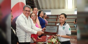 Concluyen exitosamente sus estudios 92 alumnos de la Prepa Municipal de Altamira