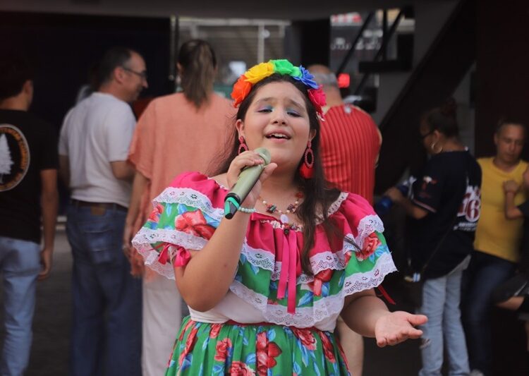 Convocan a artistas locales a participar en actividades turísticas de la ciudad