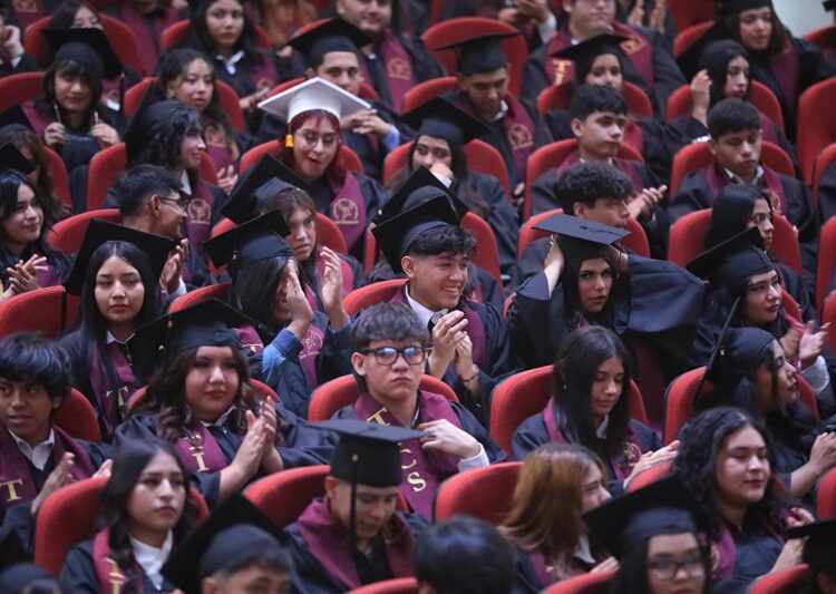 Culminan sus estudios más de 600 alumnos de la preparatoria municipal “José Vasconcelos”