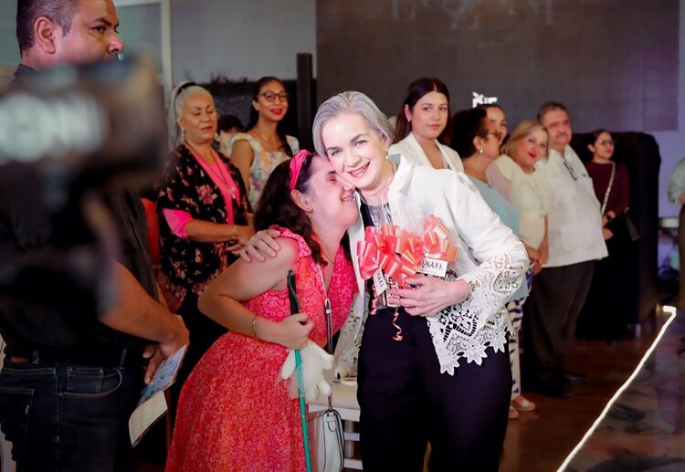 Gran éxito de “Lozanía”, el desfile de moda inclusivo del DIF Tamaulipas