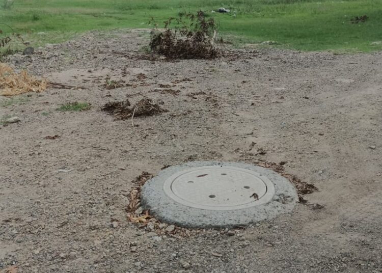 Desarrolla COMAPA Altamira jornada de mantenimiento en red de drenaje de Monte Alto