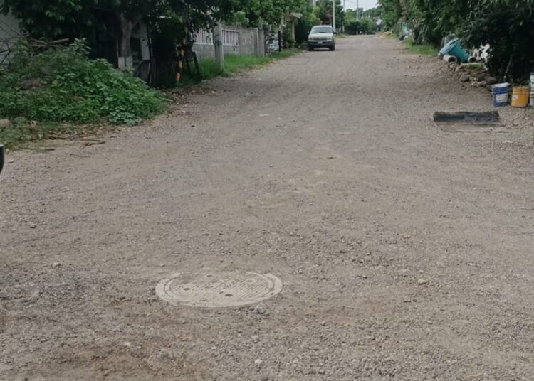 Desarrolla COMAPA Altamira jornada de mantenimiento en red de drenaje de Monte Alto