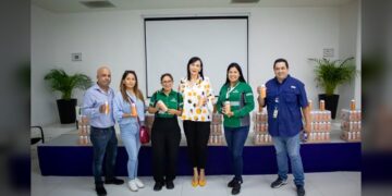 Dona Grupo Cuauhtémoc Moctezuma más de mil 500 litros de agua purificada al DIF Tamaulipas