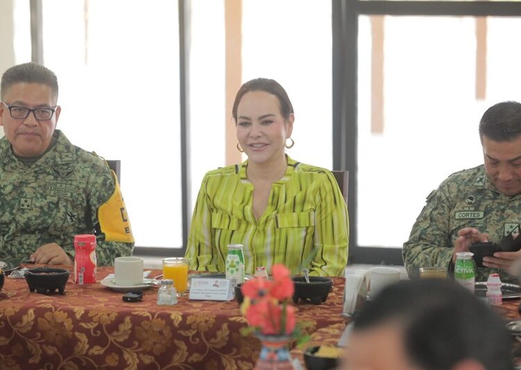 Encabezan Carmen Lilia y autoridades militares trabajos de prevención ante posible llegada “Beryl”