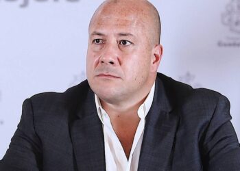 Enrique Alfaro pide licencia como gobernador de Jalisco
