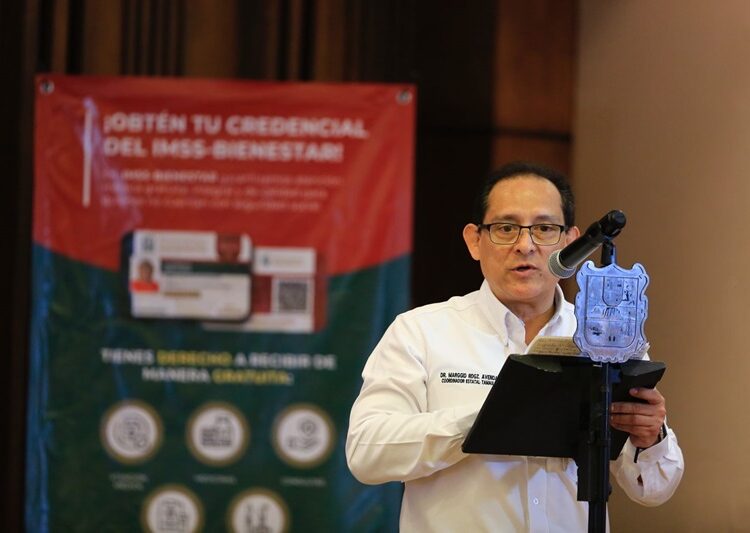 Entrega Américo credenciales del programa IMSS-Bienestar