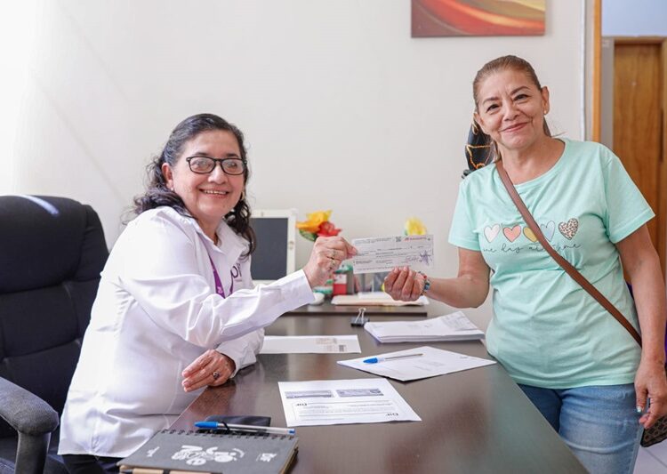 Entrega DIF Tamaulipas apoyos económicos a adultos mayores de 23 municipios