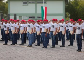 Exhortan a jóvenes a tramitar su cartilla militar