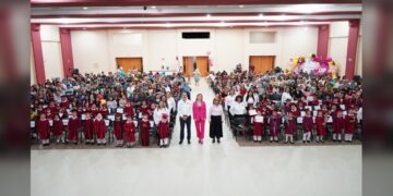 Gradúan 100 niños de Centros de Asistencia Infantil Comunitaria del Sistema DIF NLD