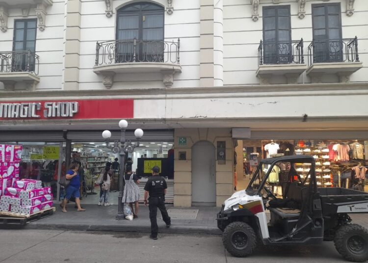 Guardia Estatal mantiene proximidad y vigilancia en negocios y centros comerciales