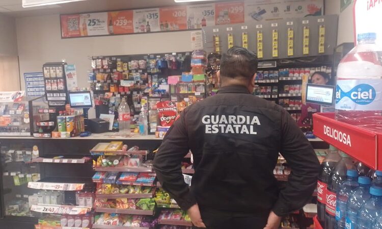 Guardia Estatal mantiene proximidad y vigilancia en negocios y centros comerciales