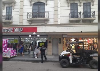 Guardia Estatal mantiene proximidad y vigilancia en negocios y centros comerciales