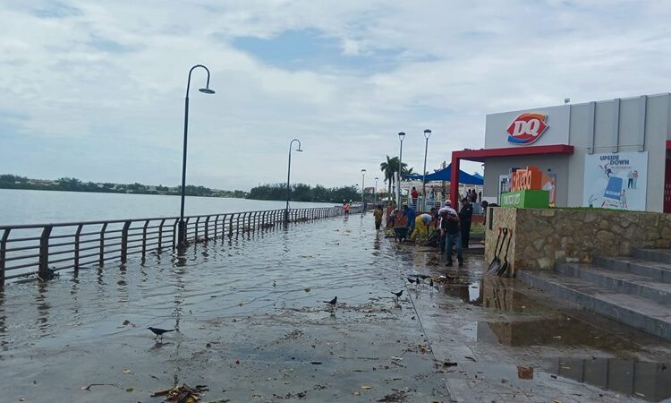 Guardia Estatal mantiene vigilancia tras desborde de Laguna del Carpintero