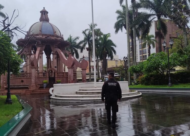 Guardia Estatal mantiene vigilancia tras desborde de Laguna del Carpintero