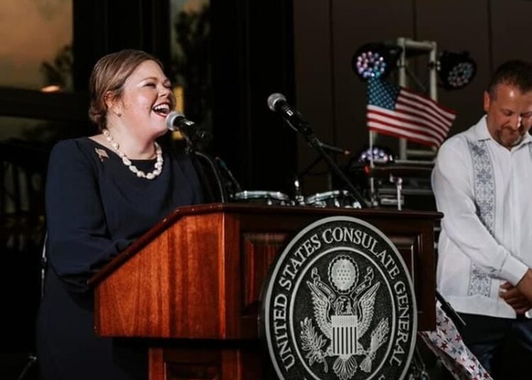 Resalta cónsul Briana Powers coordinación con Tamaulipas para expedir pasaportes americanos