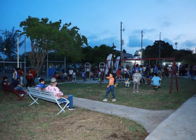 Inaugura alcalde AMM nuevo parque deportivo en el Sector Montealto