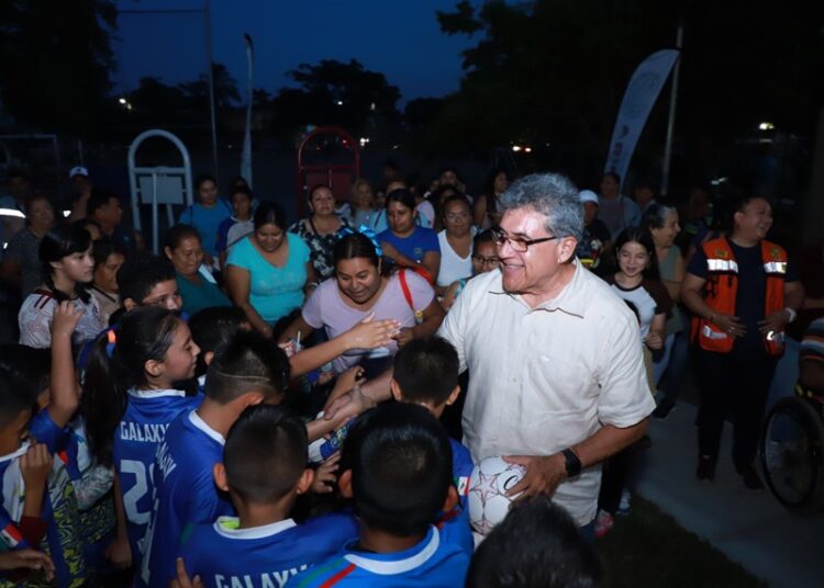 Inaugura alcalde AMM nuevo parque deportivo en el Sector Montealto