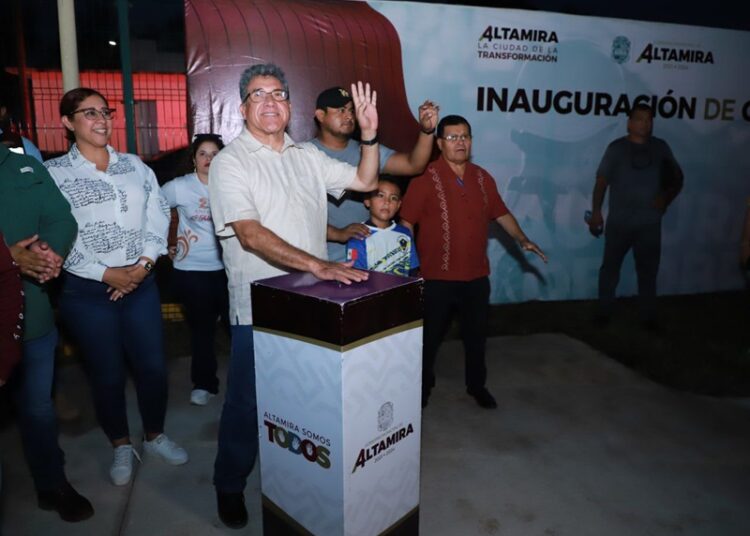 Inaugura alcalde AMM nuevo parque deportivo en el Sector Montealto