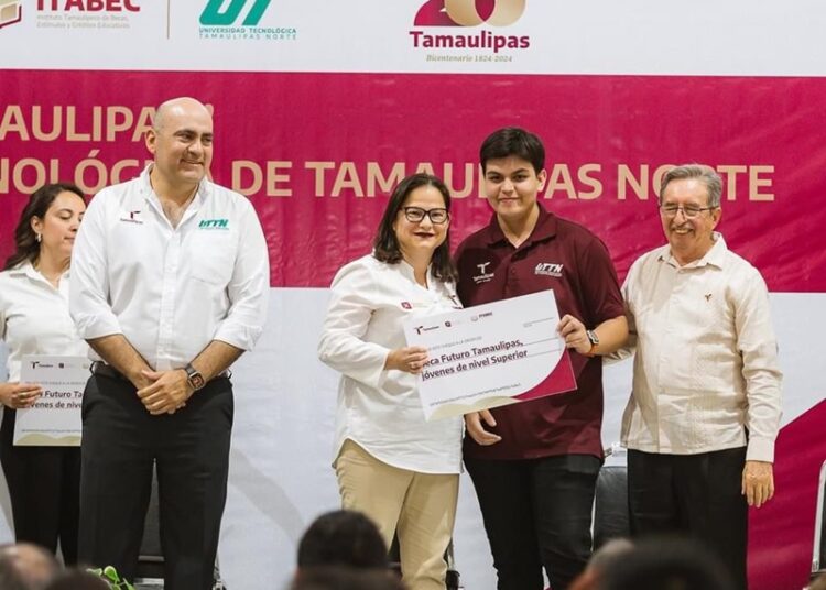 Inicia Gobierno del Estado entrega de becas “Futuro Tamaulipas, Jóvenes de Nivel Superior”